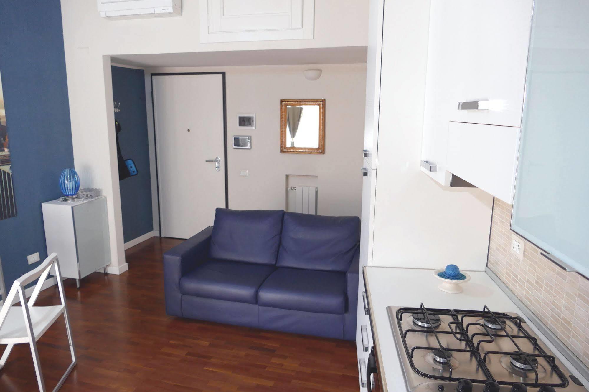 Domus Yenne Suites Cagliari Exteriér fotografie
