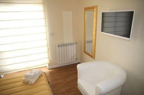 Domus Yenne Suites Cagliari Exteriér fotografie