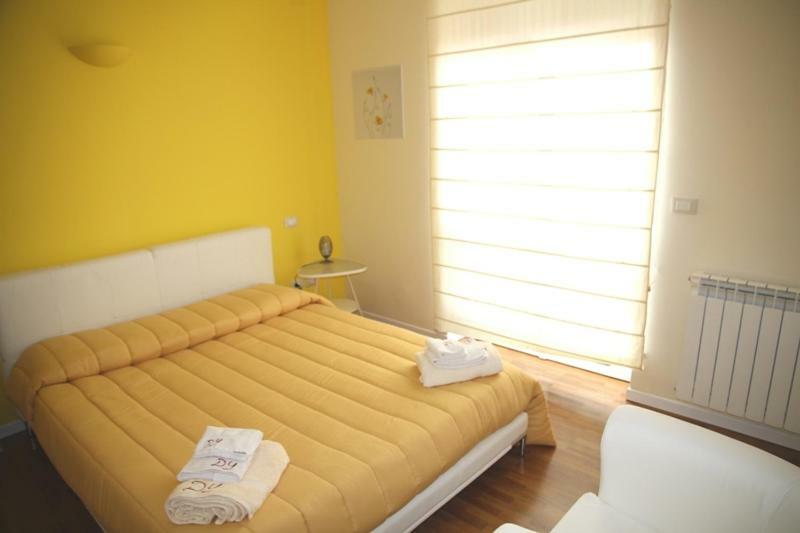 Domus Yenne Suites Cagliari Exteriér fotografie